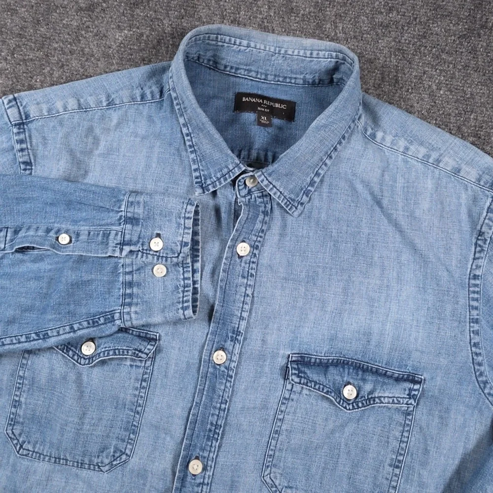 Banana Republic Slim Fit Denim Shirt Mens XL Blue Long Sleeve Button Down
